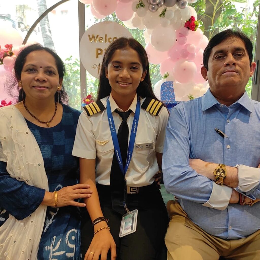 Maitri patel : किसान की बेटी बनीं हवाई जहाज की पायलट, बेटी के सपनों को पूरा करने के लिए बेच दिए थे खेत 2